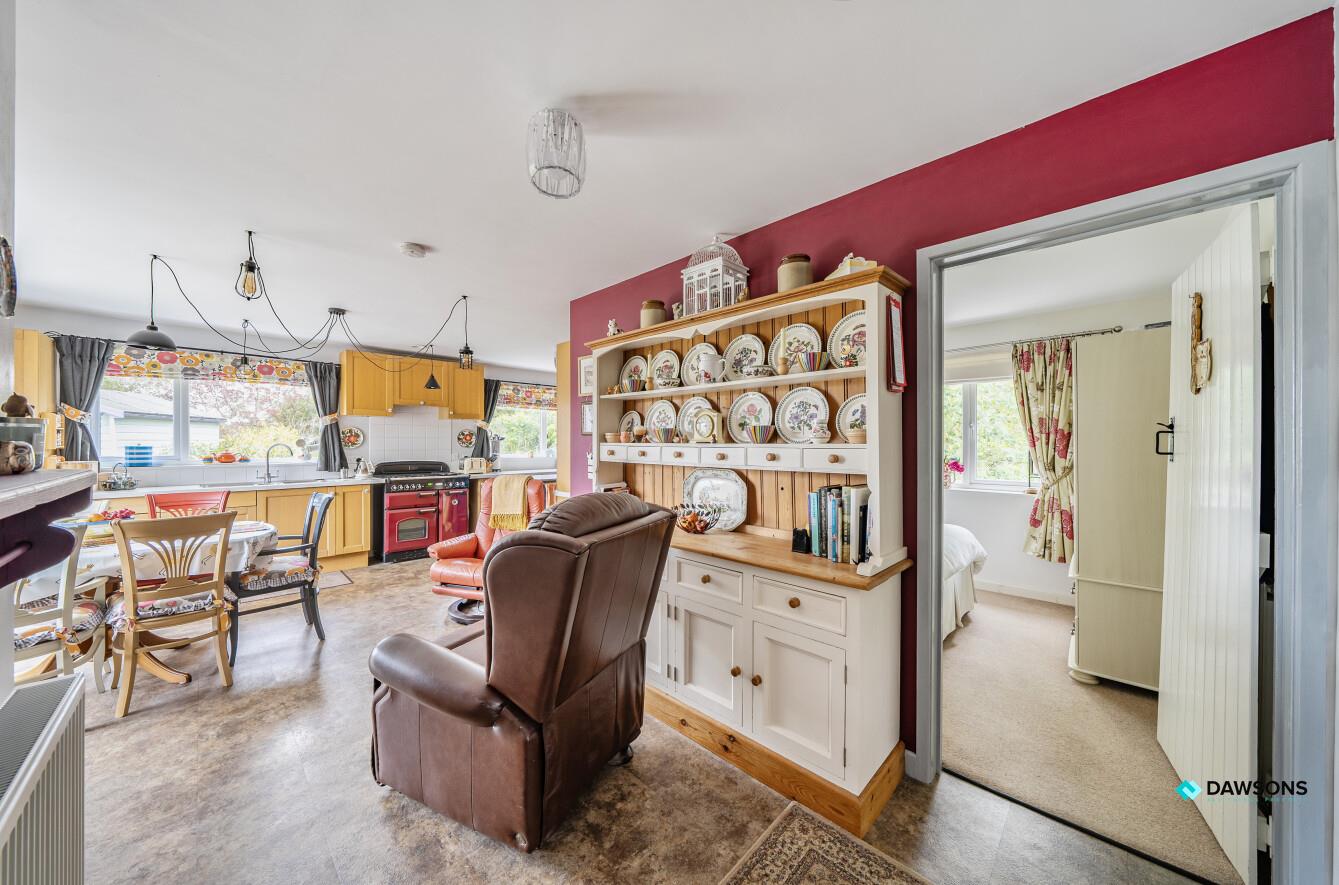 Monksford Street, Kidwelly, SA17 4TW